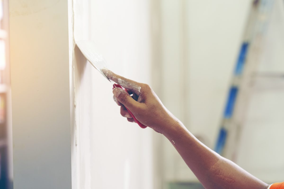 TAKE A CRACK AT IT A quick DIY guide to repairing imperfections in