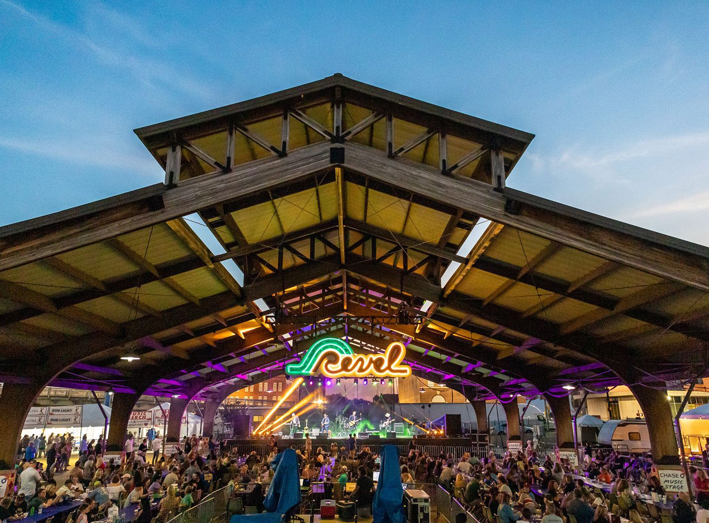 Featured image for “Red River Revel: Where Artists Thrive and Memories Are Made”